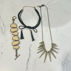 Elegant Gold Statement Necklace and bracelet bundle